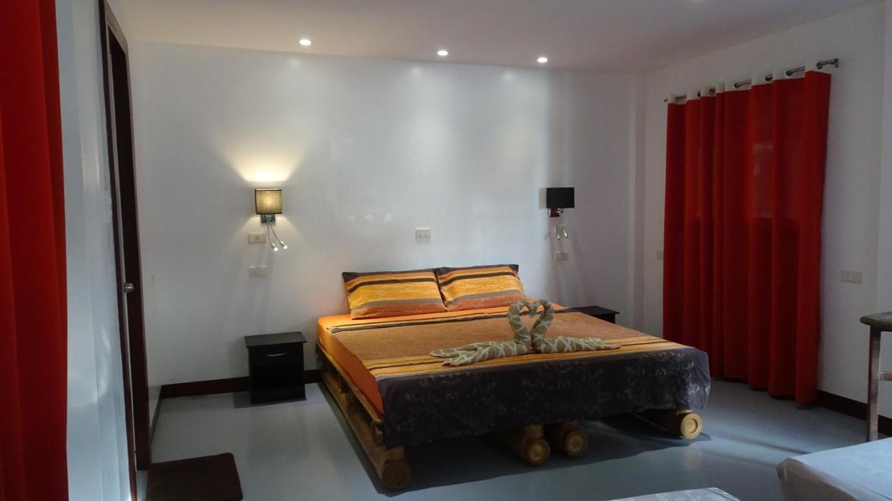 Threshershack Inn Логон Номер фото