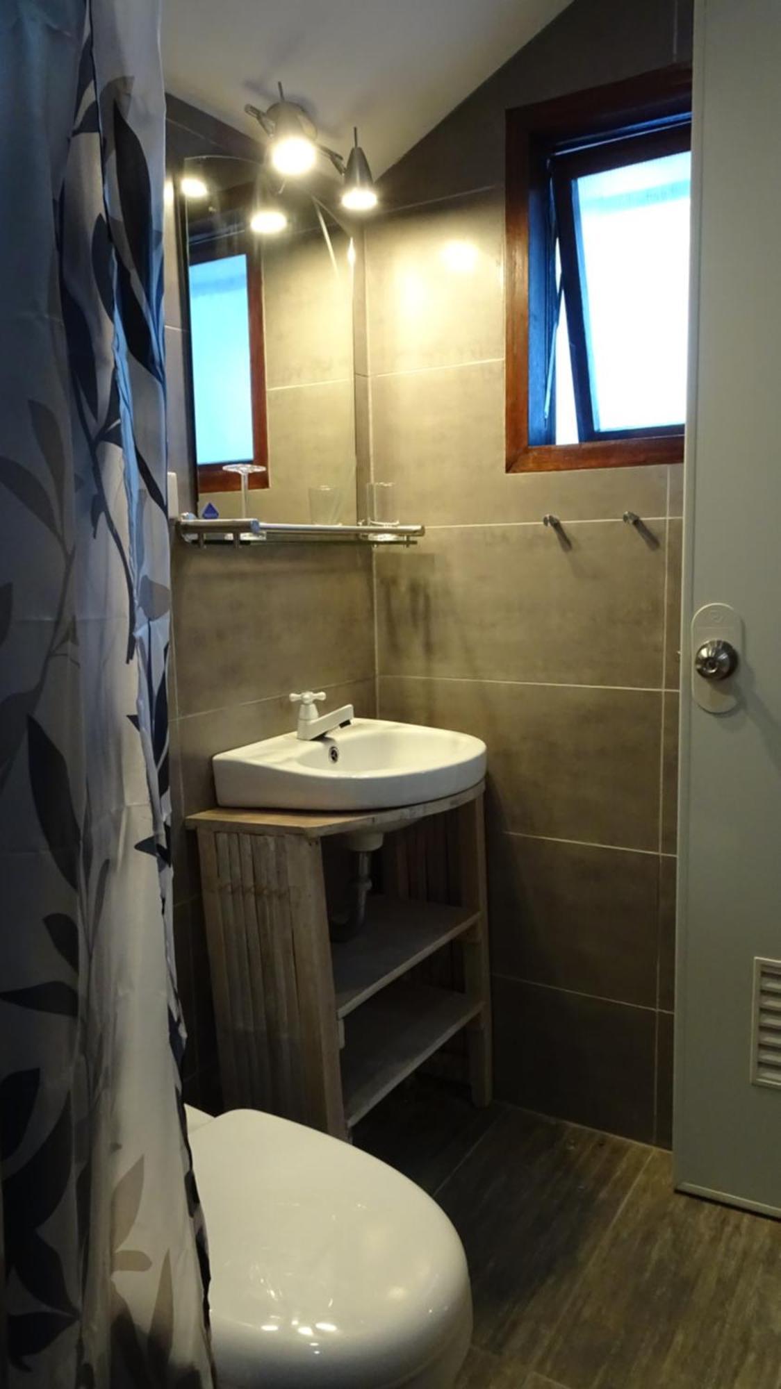 Threshershack Inn Логон Номер фото