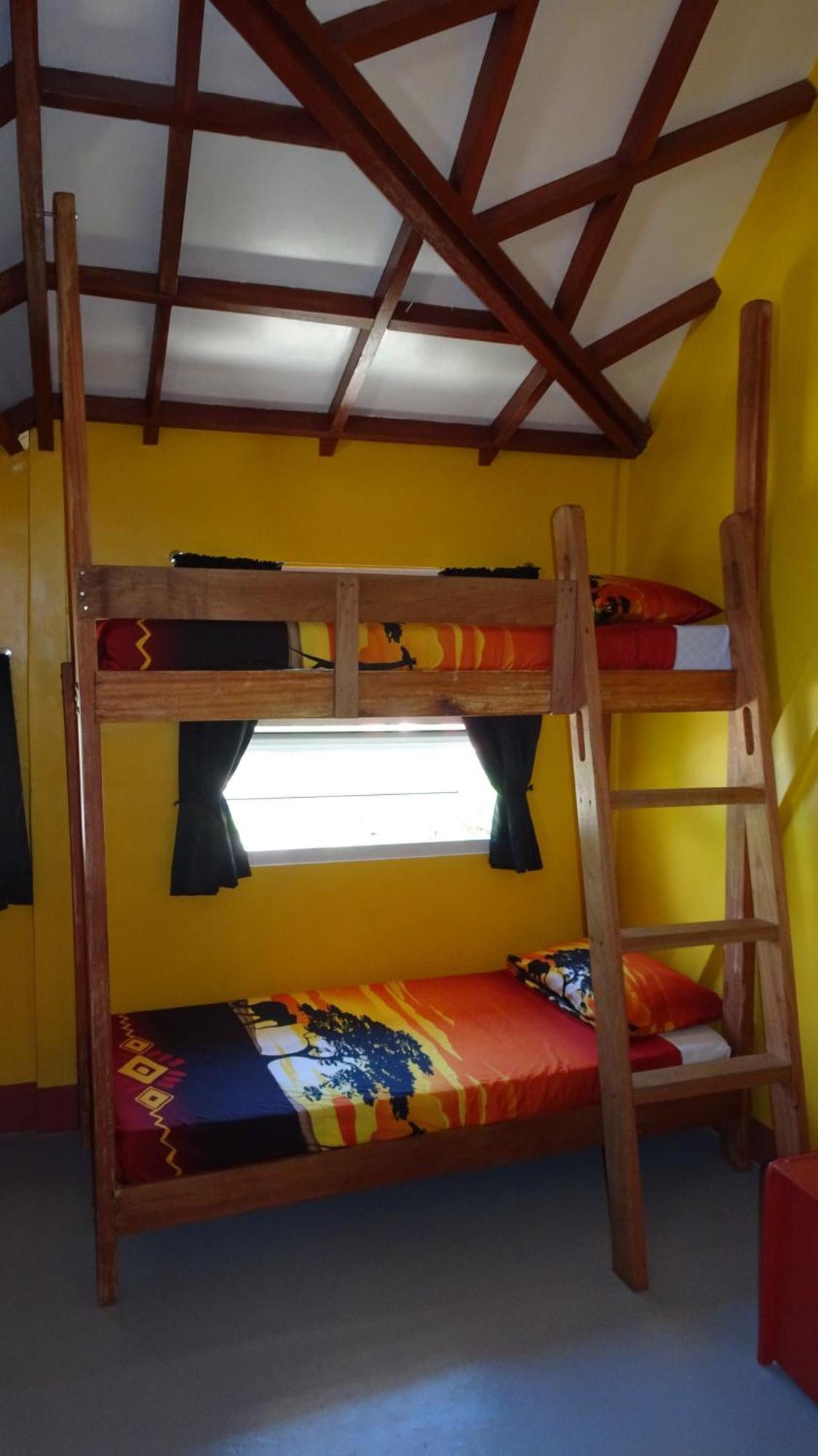 Threshershack Inn Логон Номер фото